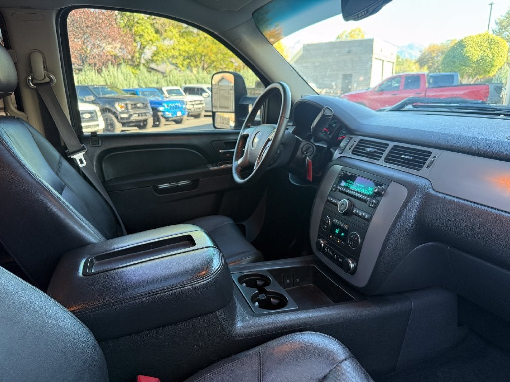 2014 Chevrolet Silverado 3500HD LTZ