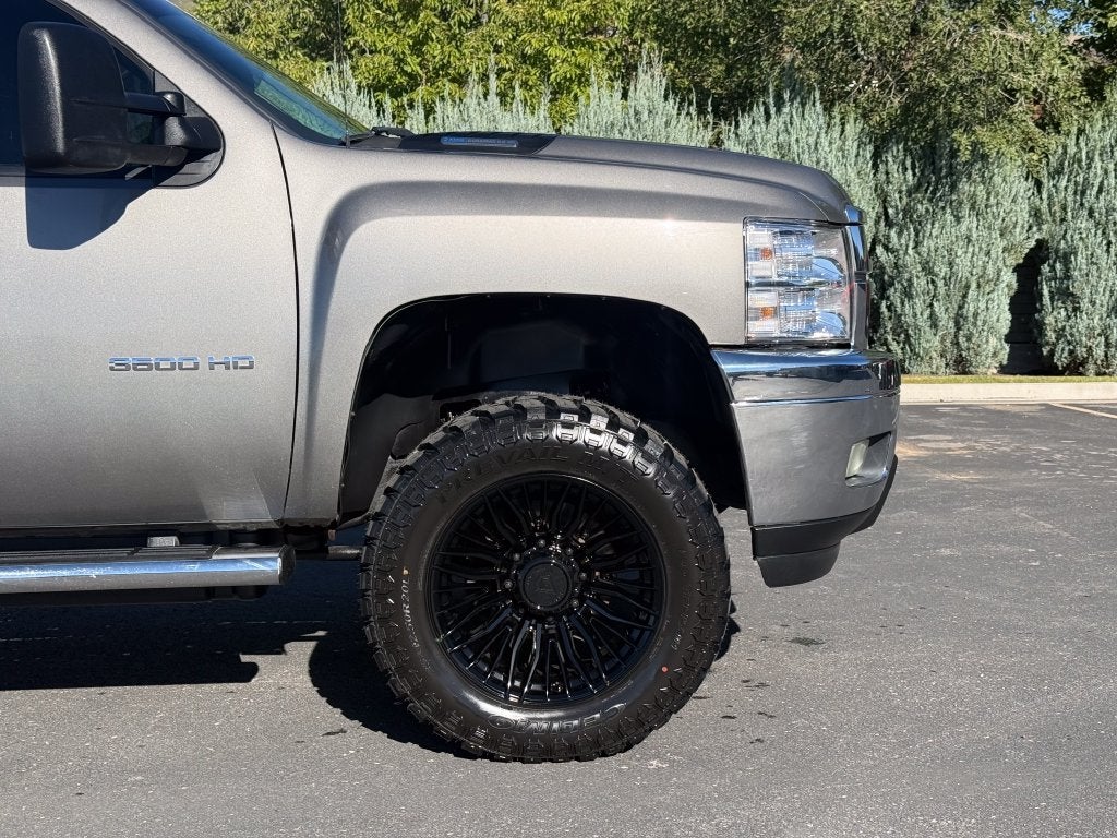2014 Chevrolet Silverado 3500HD LTZ