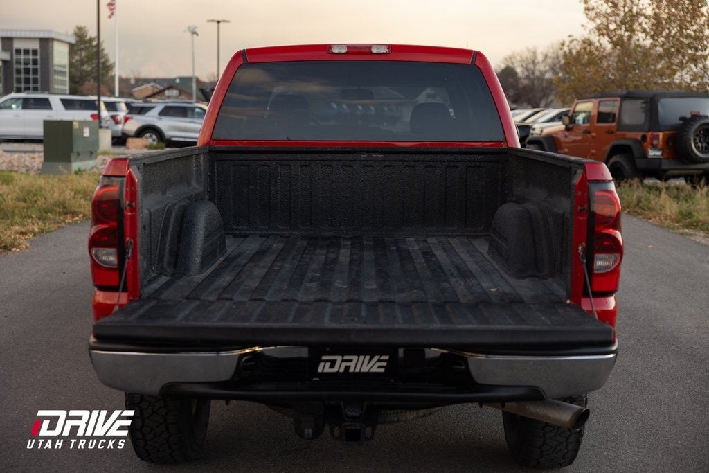 2004 Chevrolet Silverado 2500HD LS