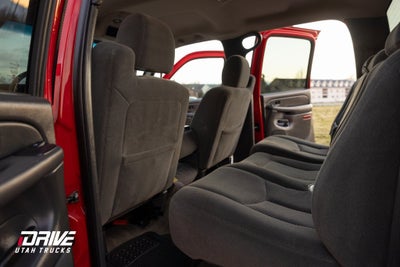 2004 Chevrolet Silverado 2500HD LS
