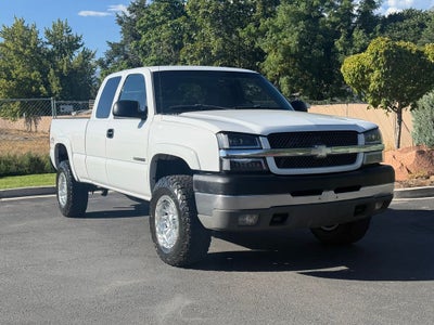 2003 Chevrolet Silverado 2500HD LS