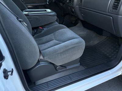 2003 Chevrolet Silverado 2500HD LS