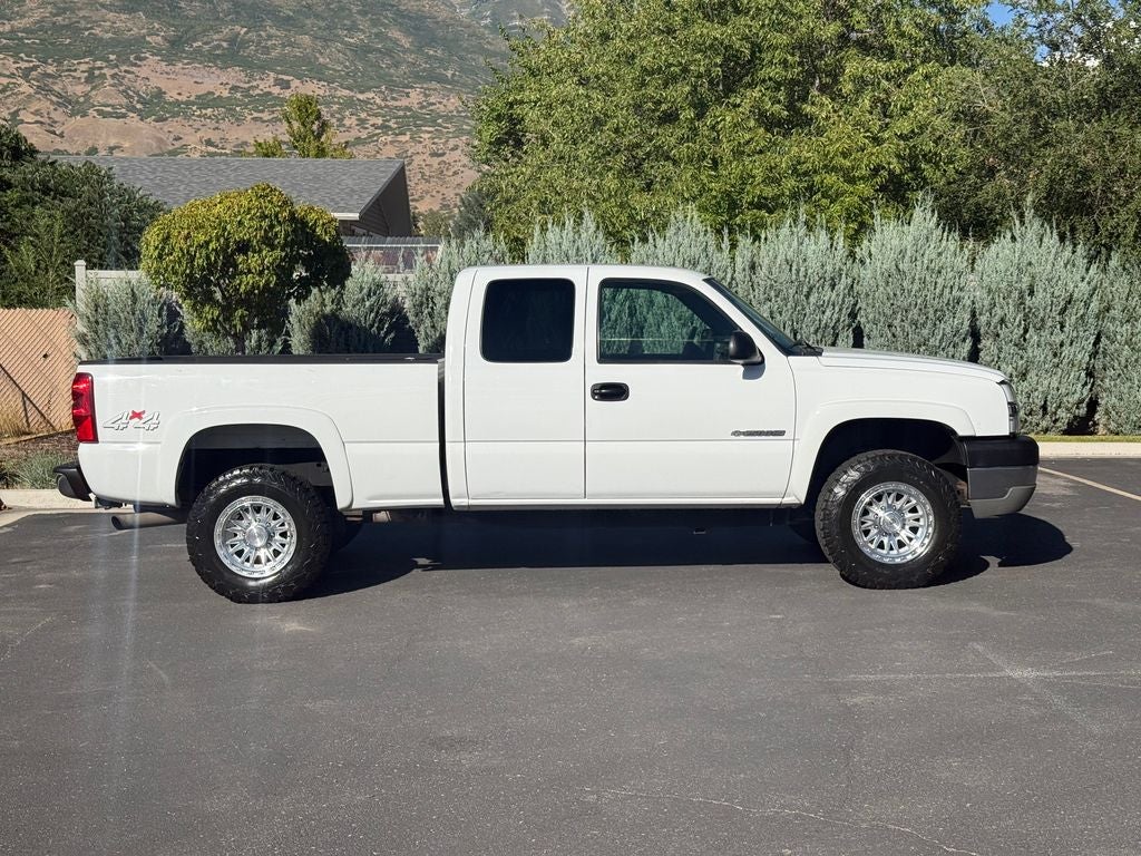 2003 Chevrolet Silverado 2500HD LS