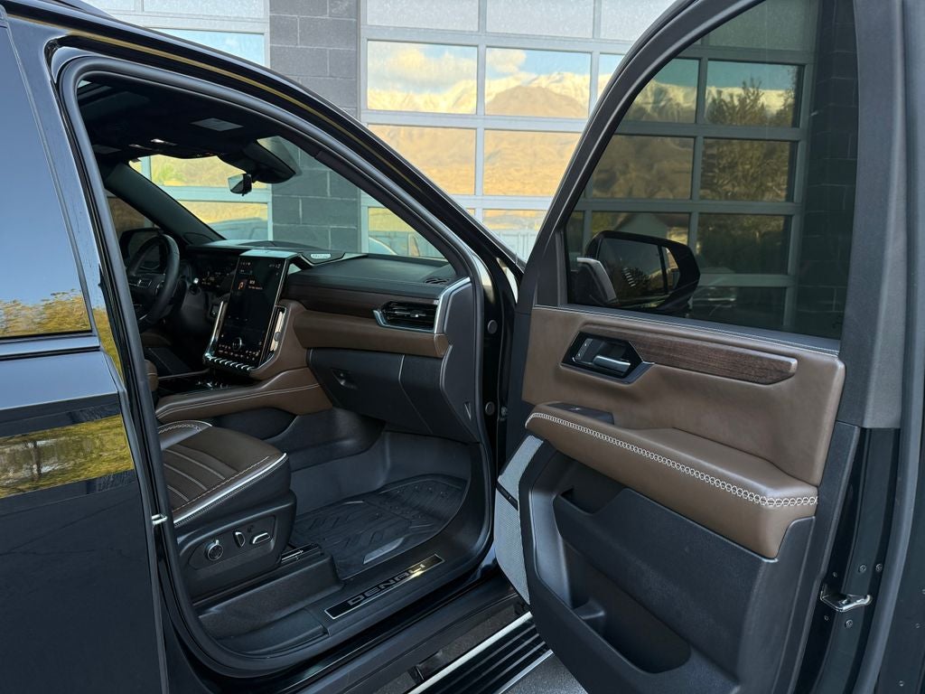 2025 GMC Yukon Denali Ultimate