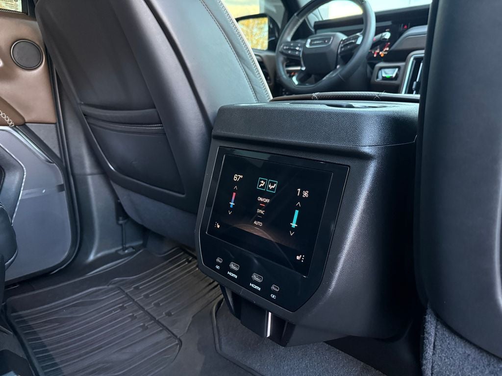 2025 GMC Yukon Denali Ultimate