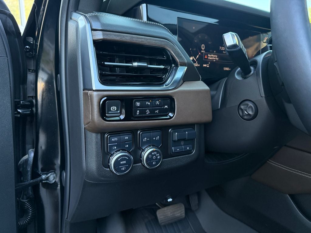 2025 GMC Yukon Denali Ultimate