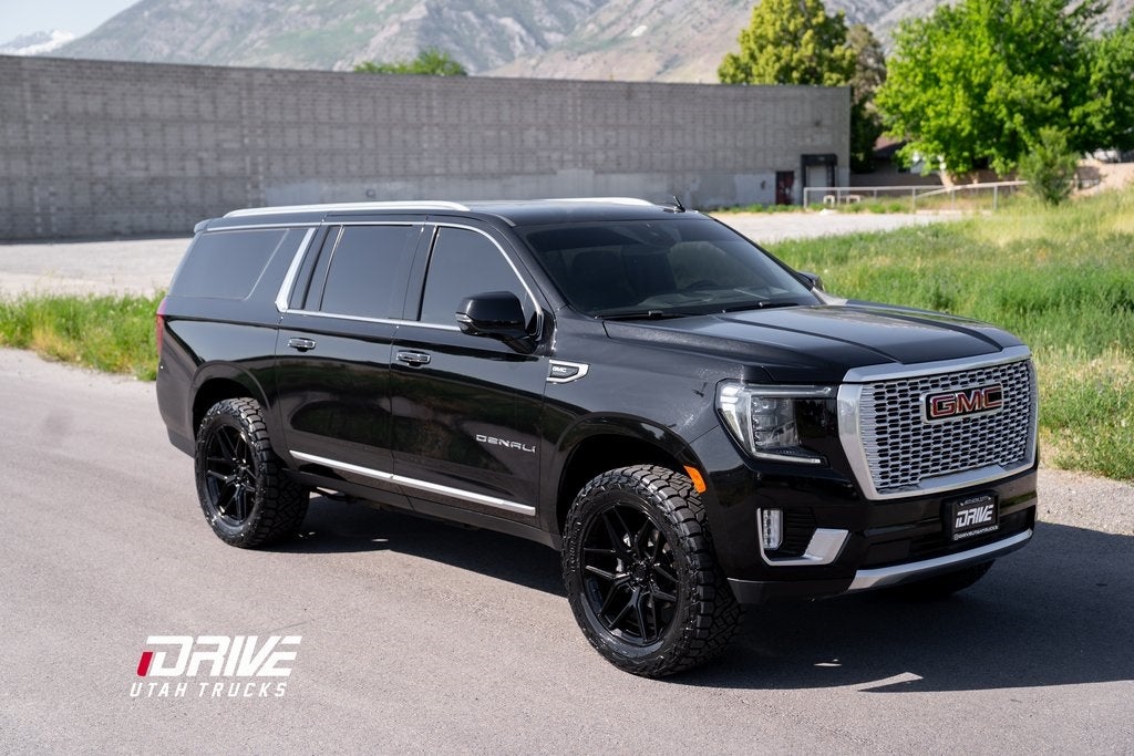 2023 GMC Yukon XL Denali