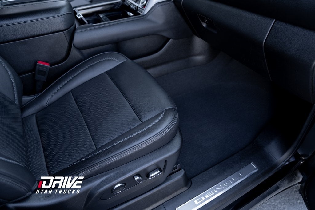 2023 GMC Yukon XL Denali