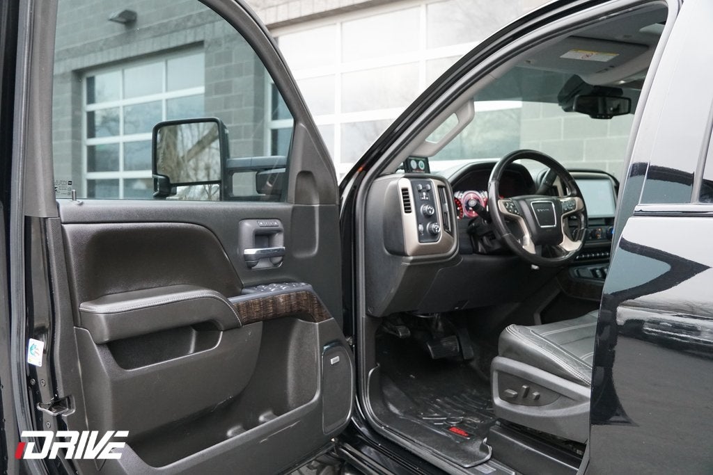 2015 GMC Sierra 2500HD Denali