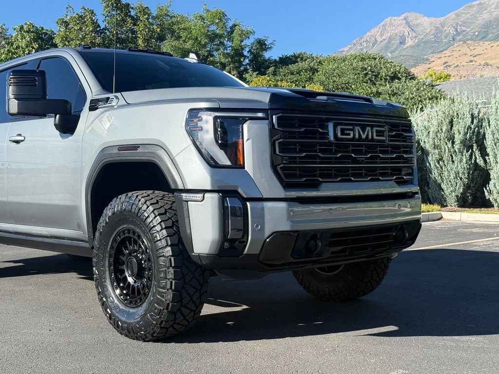 2024 GMC Sierra 2500HD AT4