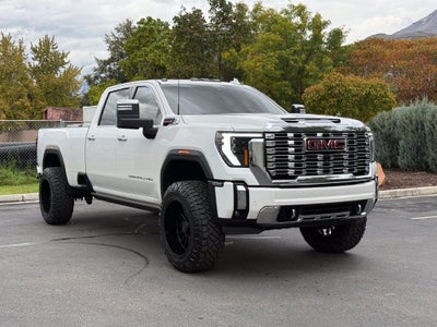 2024 GMC Sierra 2500HD Denali