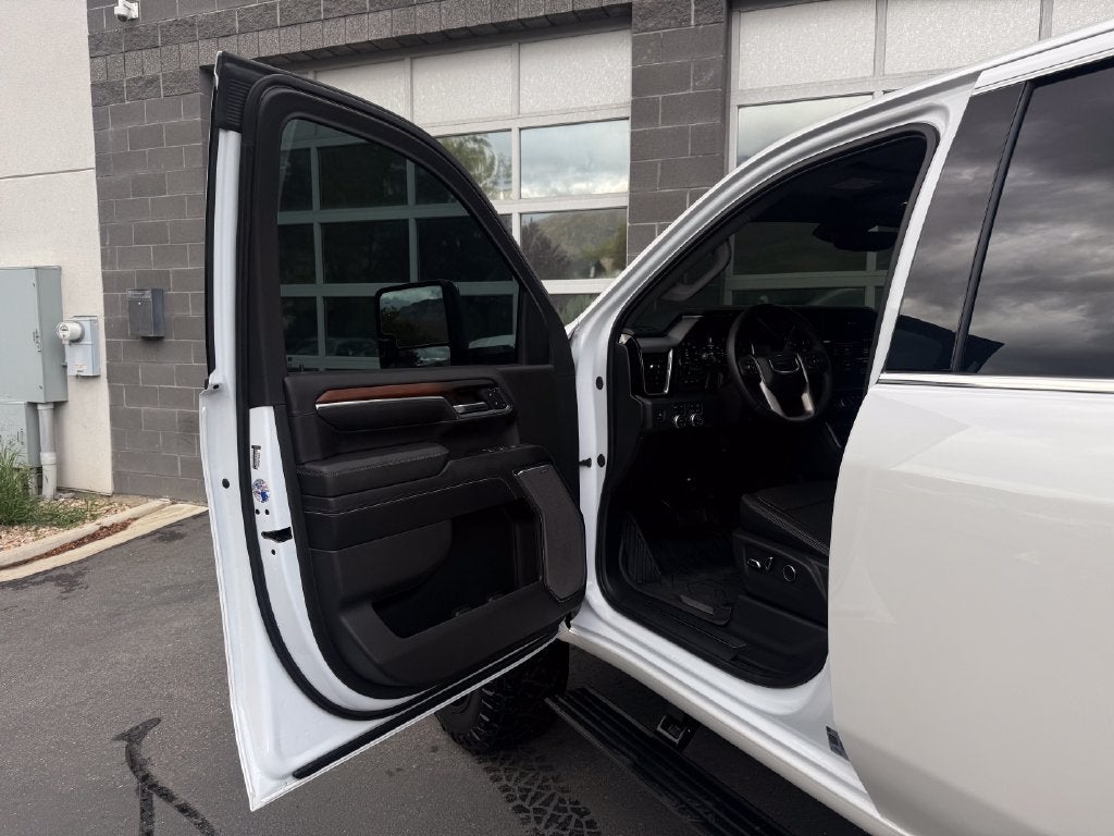 2024 GMC Sierra 2500HD Denali