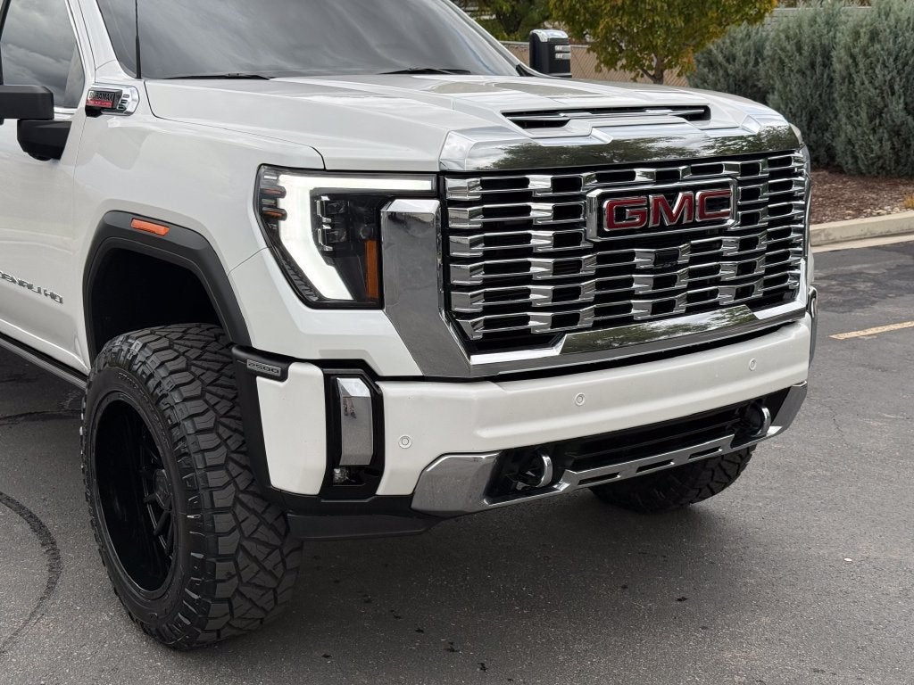 2024 GMC Sierra 2500HD Denali