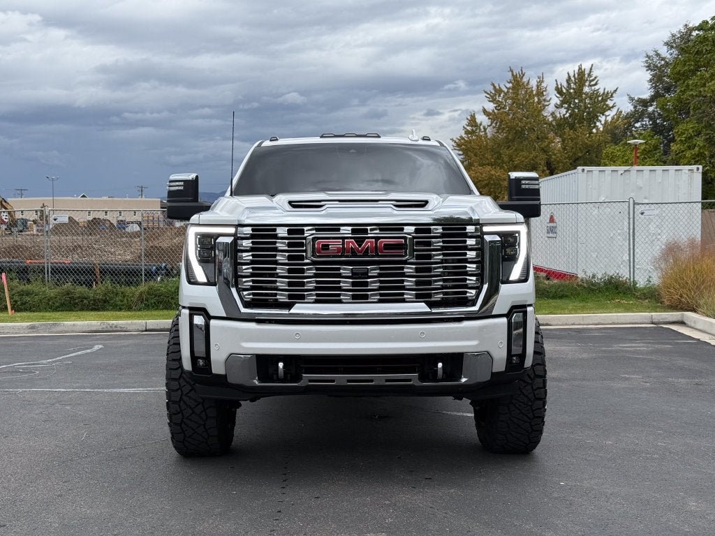 2024 GMC Sierra 2500HD Denali