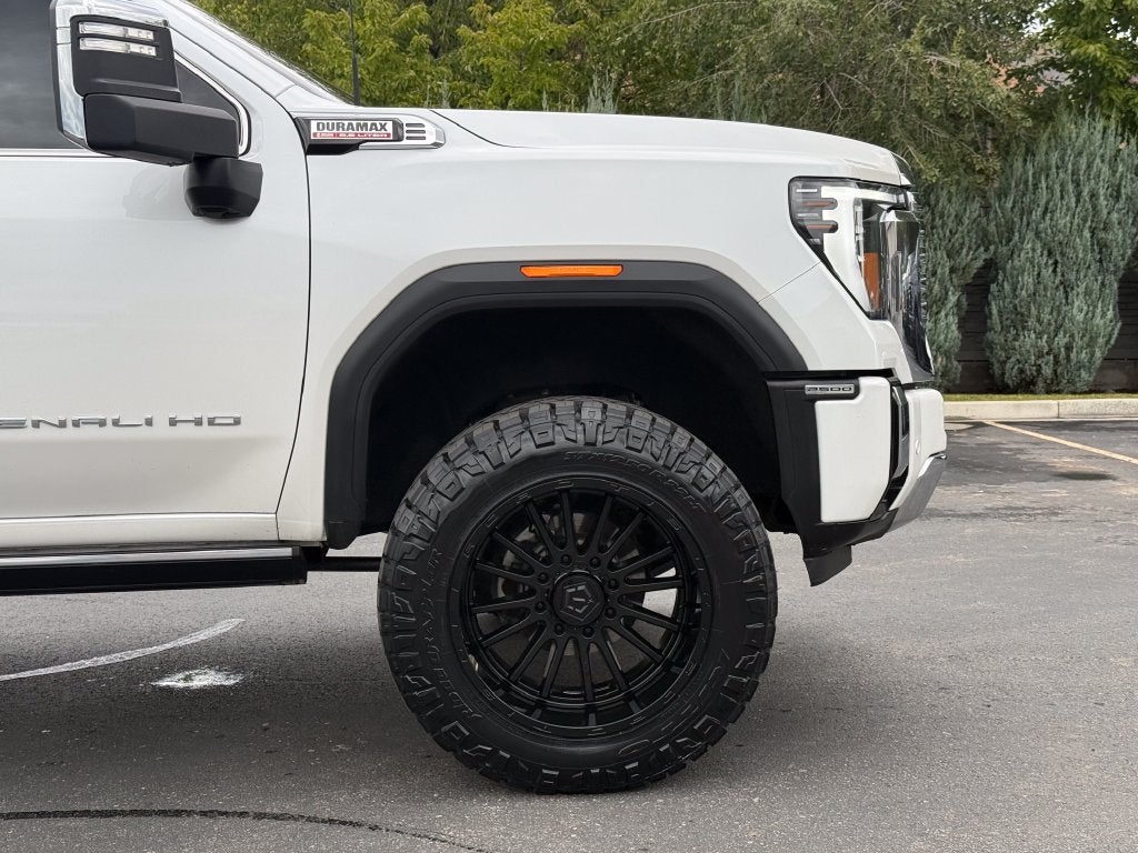 2024 GMC Sierra 2500HD Denali