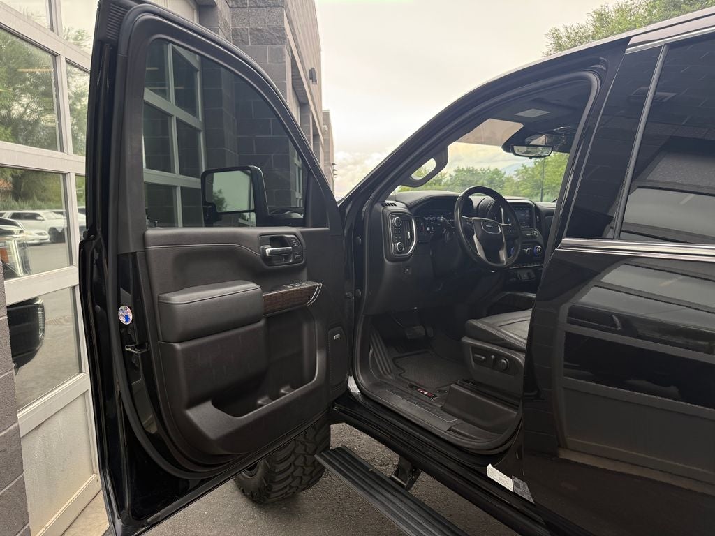 2022 GMC Sierra 3500HD Denali
