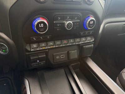 2022 GMC Sierra 3500HD Denali