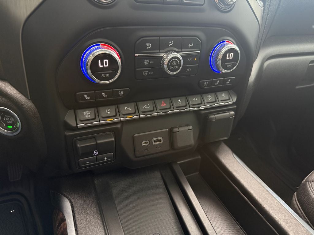 2022 GMC Sierra 3500HD Denali