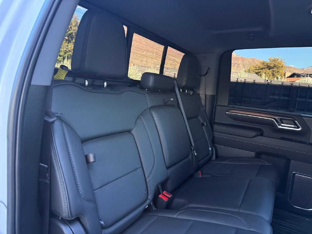 2024 GMC Sierra 3500HD Denali