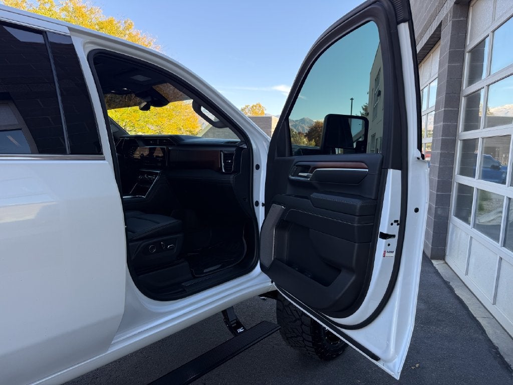 2024 GMC Sierra 3500HD Denali