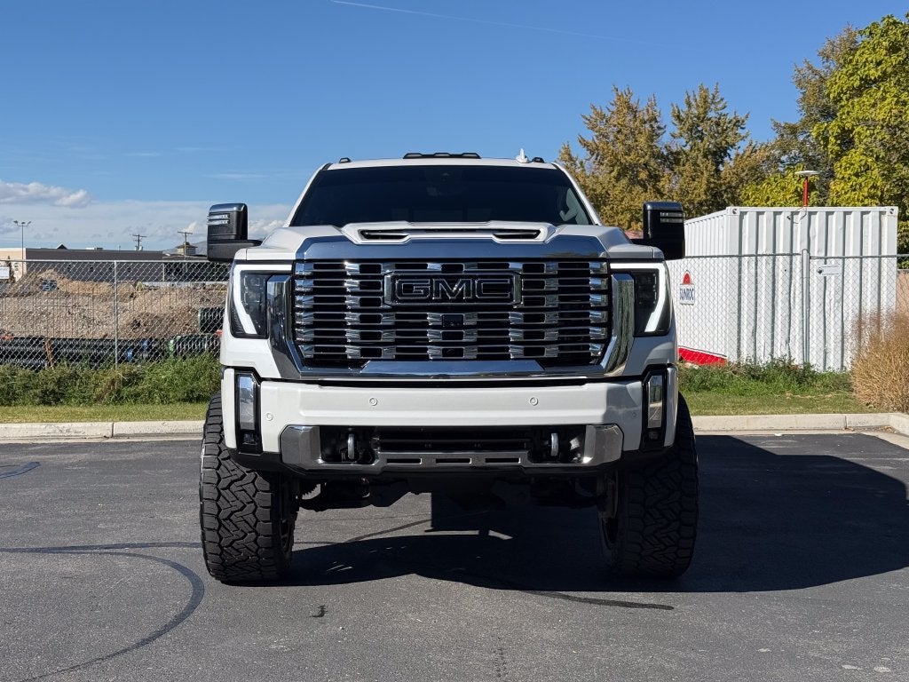 2024 GMC Sierra 3500HD Denali