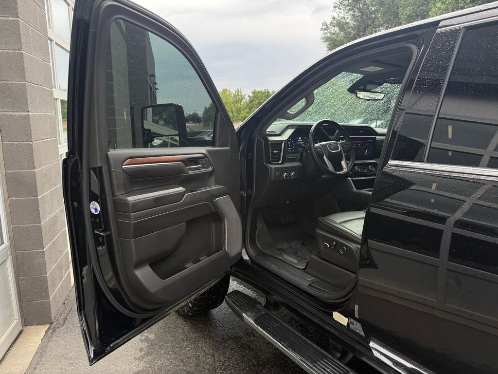 2024 GMC Sierra 3500HD Denali