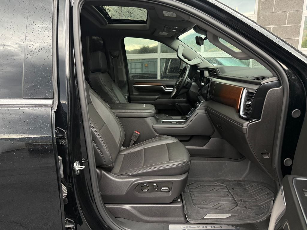 2024 GMC Sierra 3500HD Denali