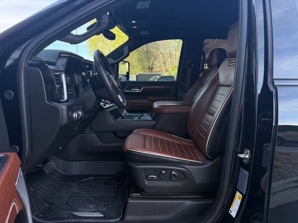 2024 GMC Sierra 3500HD Denali Ultimate