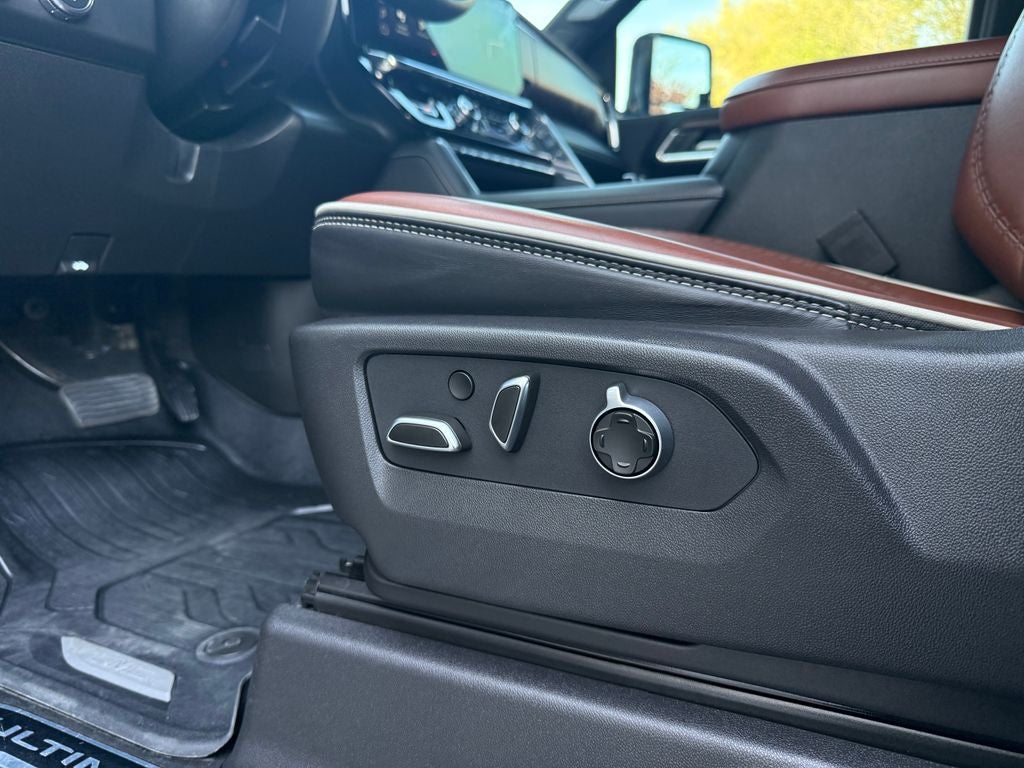 2024 GMC Sierra 3500HD Denali Ultimate