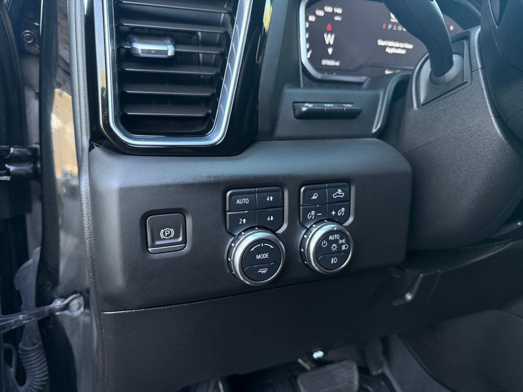 2024 GMC Sierra 3500HD Denali Ultimate
