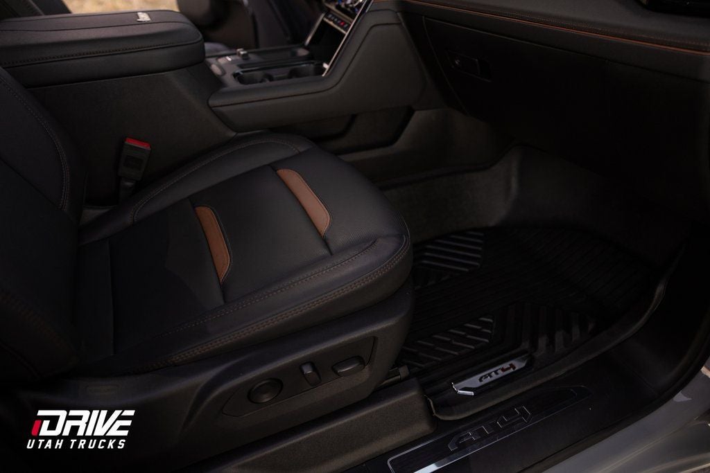 2025 GMC Sierra 3500HD AT4