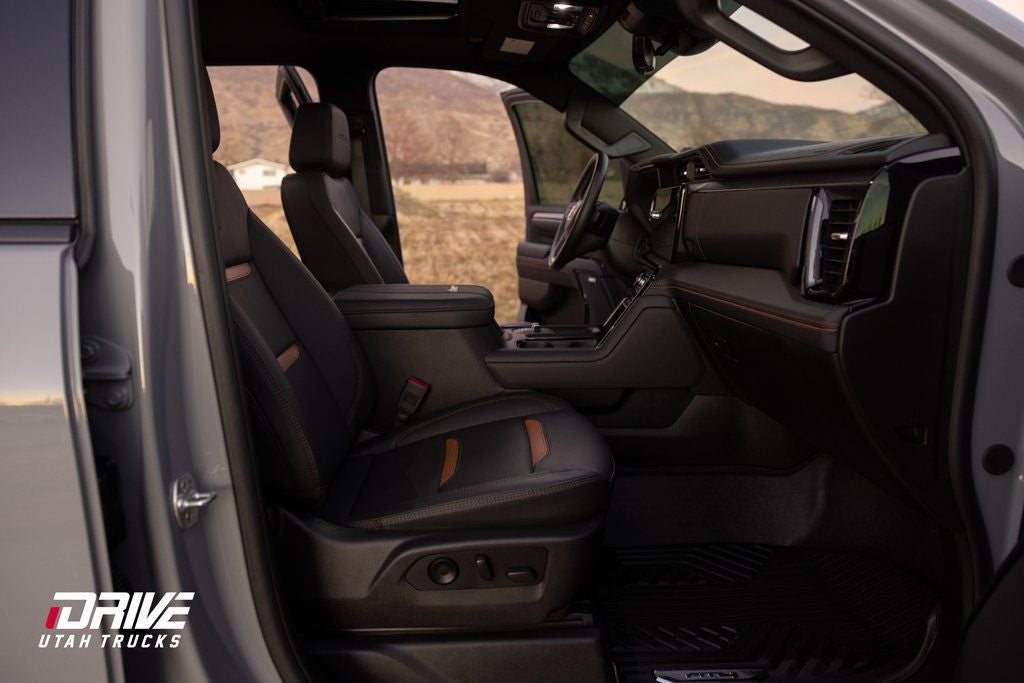 2025 GMC Sierra 3500HD AT4