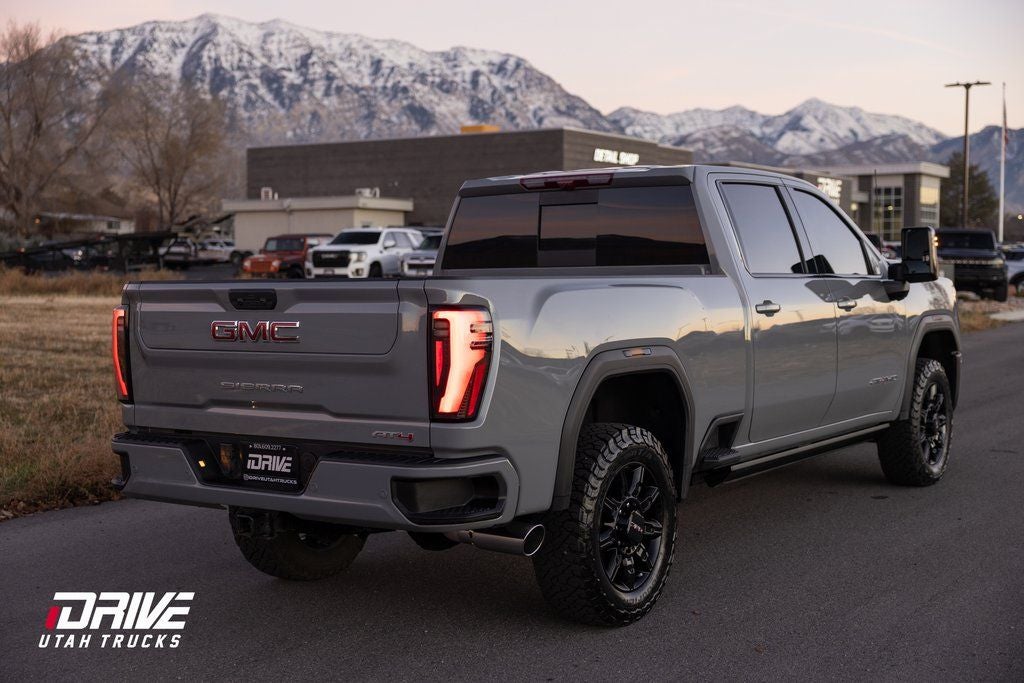 2025 GMC Sierra 3500HD AT4