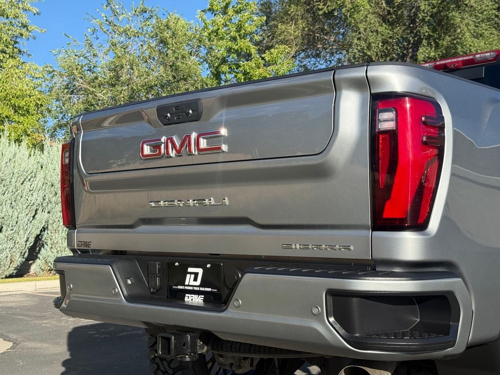 2025 GMC Sierra 3500HD Denali