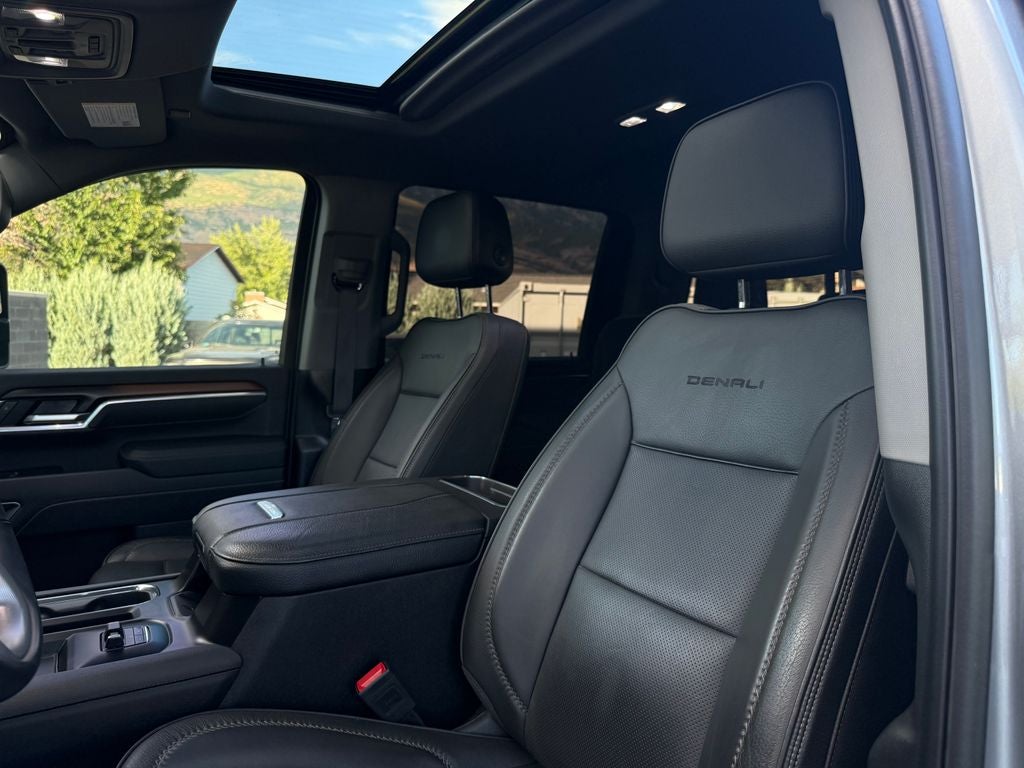 2025 GMC Sierra 3500HD Denali