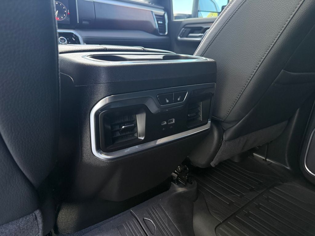 2025 GMC Sierra 3500HD Denali