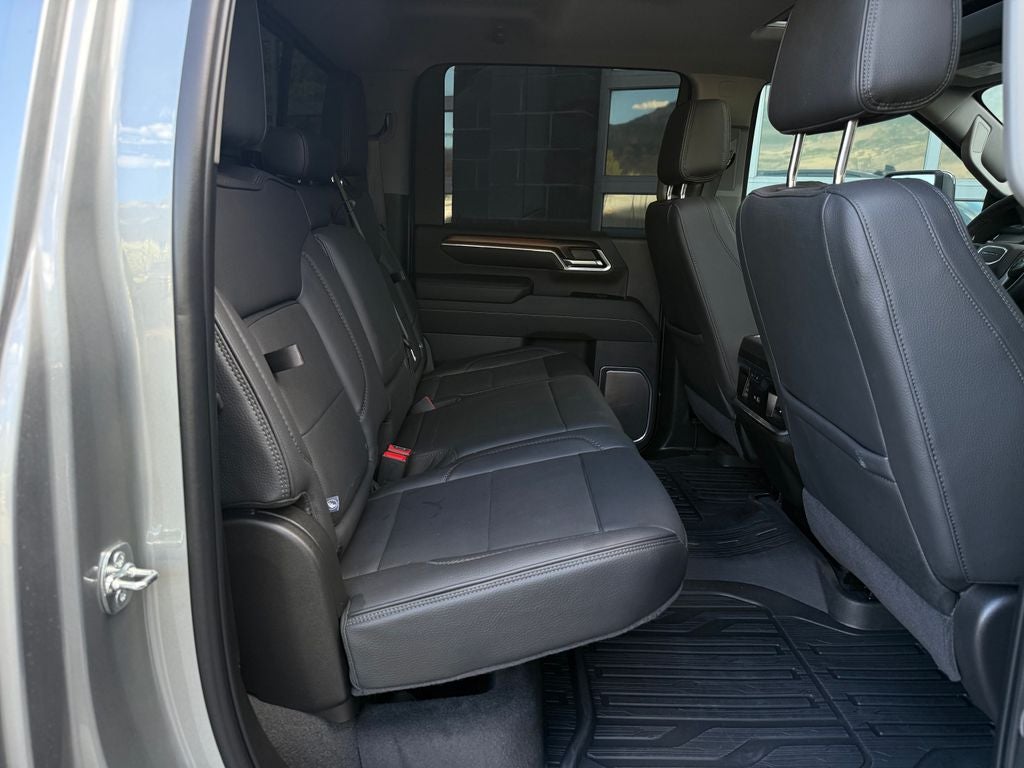 2025 GMC Sierra 3500HD Denali