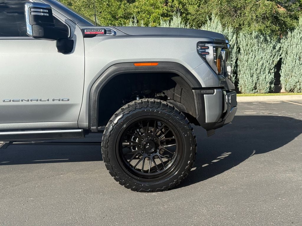 2025 GMC Sierra 3500HD Denali