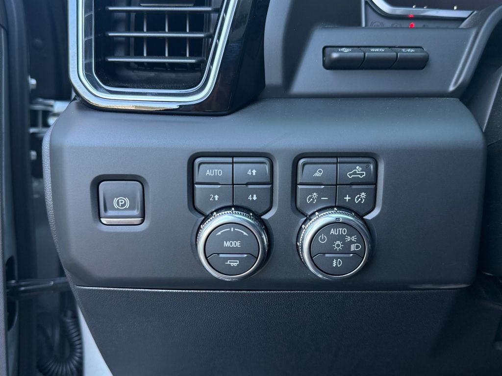 2026 GMC Sierra 3500HD Denali Ultimate