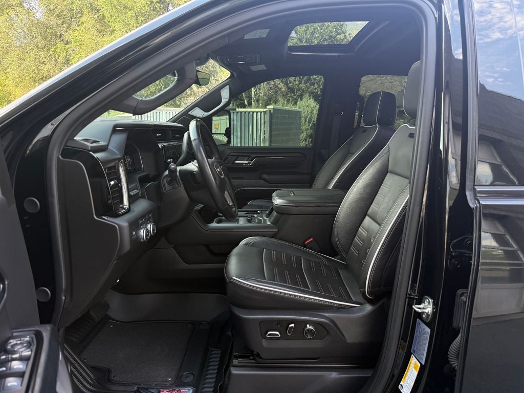 2025 GMC Sierra 2500HD AT4X