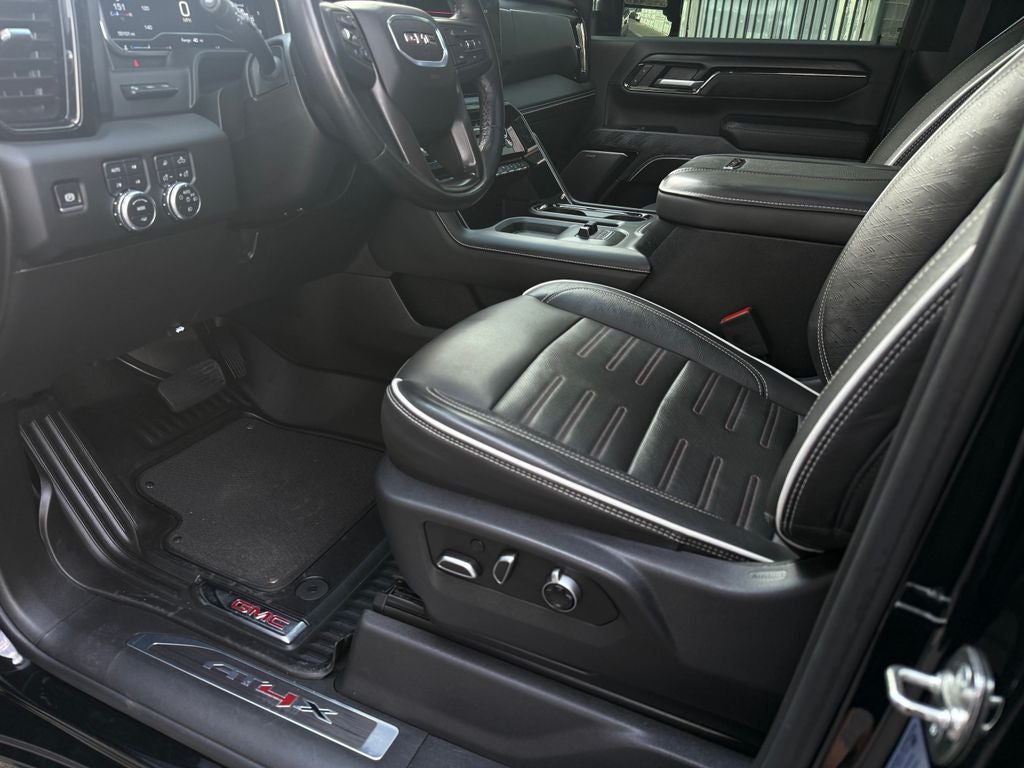 2025 GMC Sierra 2500HD AT4X