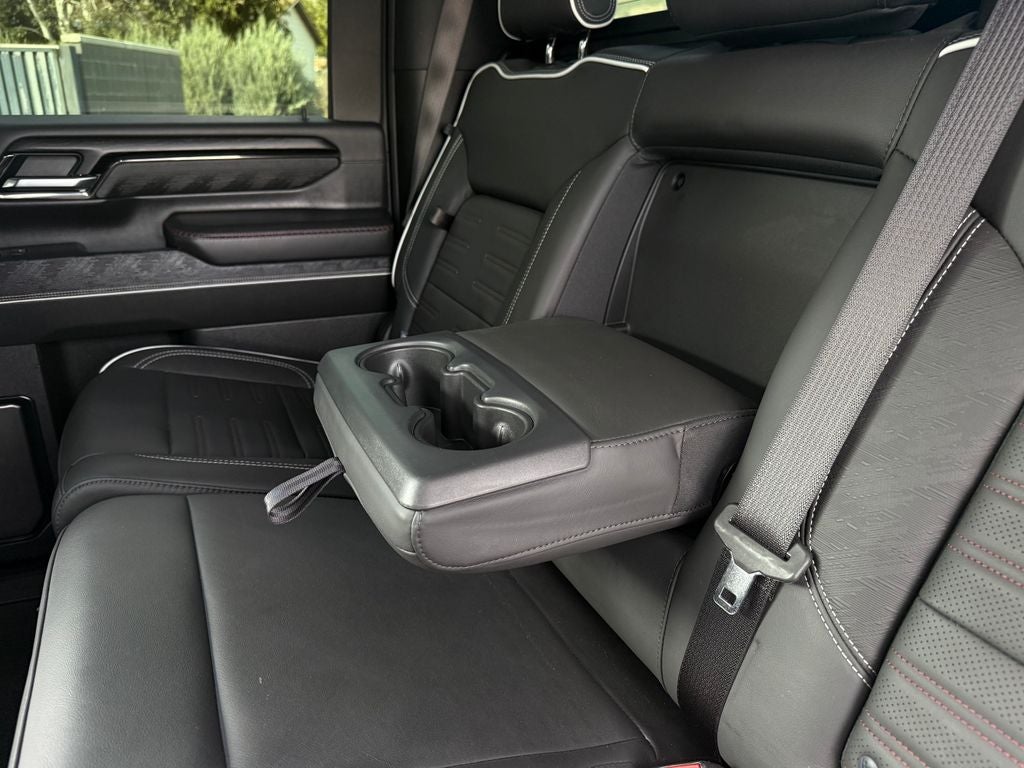 2025 GMC Sierra 2500HD AT4X
