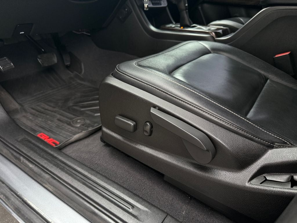 2020 GMC Canyon SLT