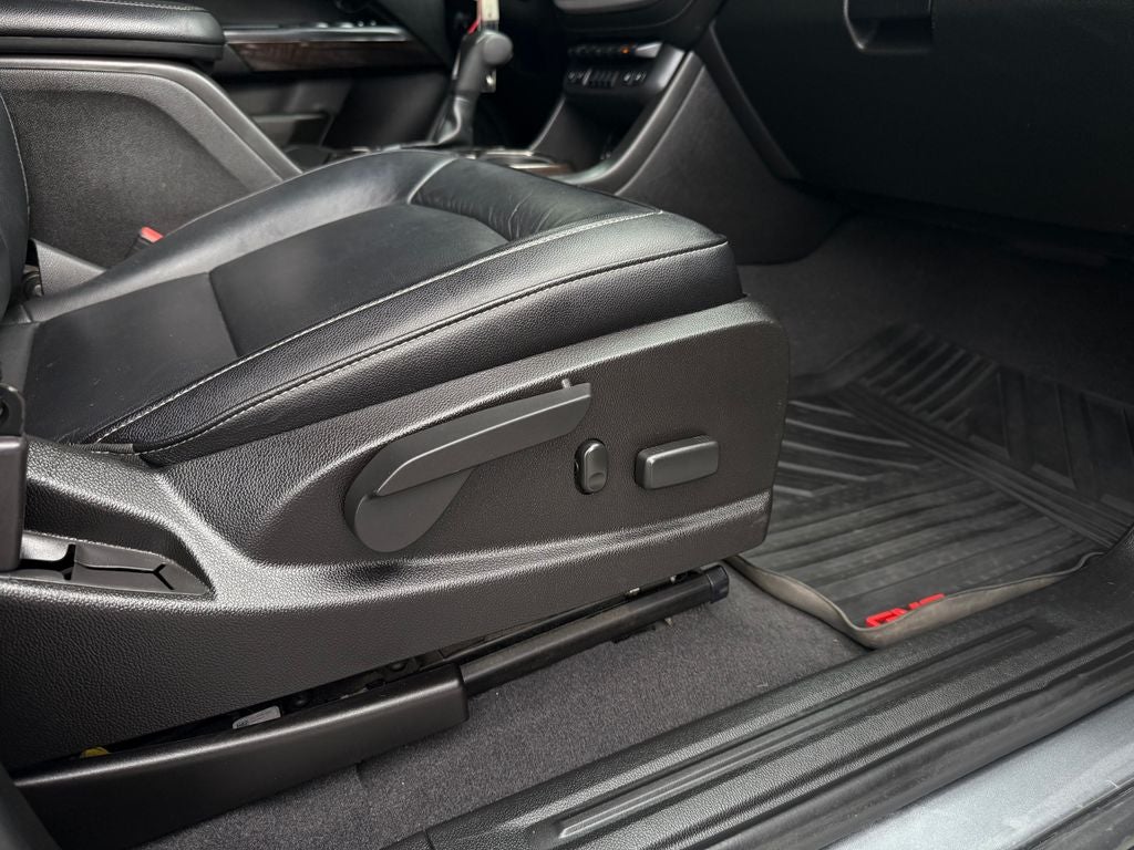 2020 GMC Canyon SLT