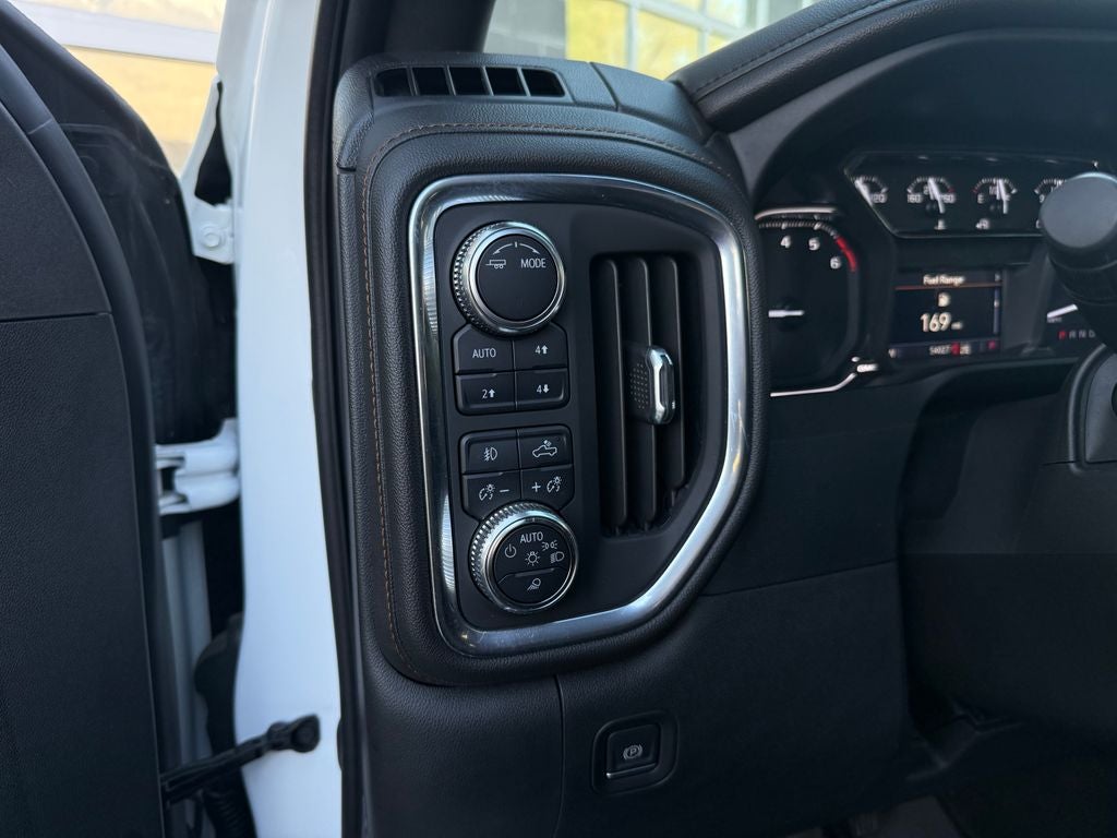 2022 GMC Sierra 1500 Limited AT4