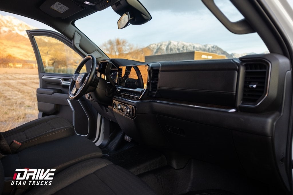 2023 GMC Sierra 1500 SLE