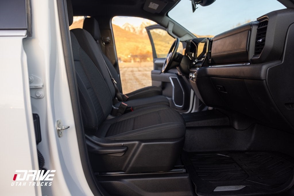 2023 GMC Sierra 1500 SLE