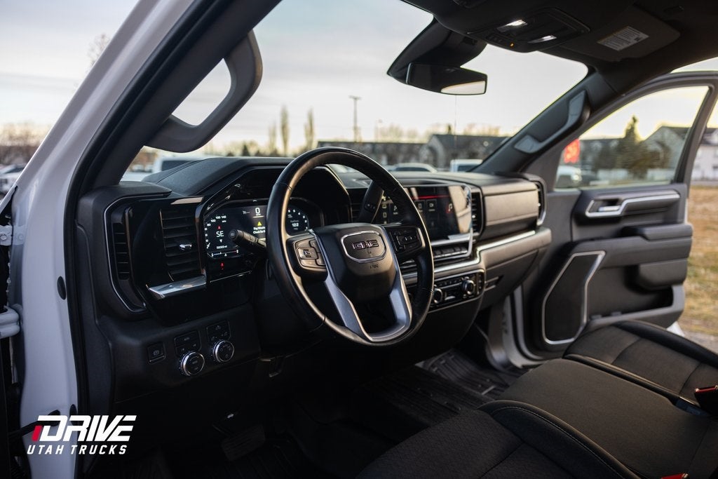 2023 GMC Sierra 1500 SLE