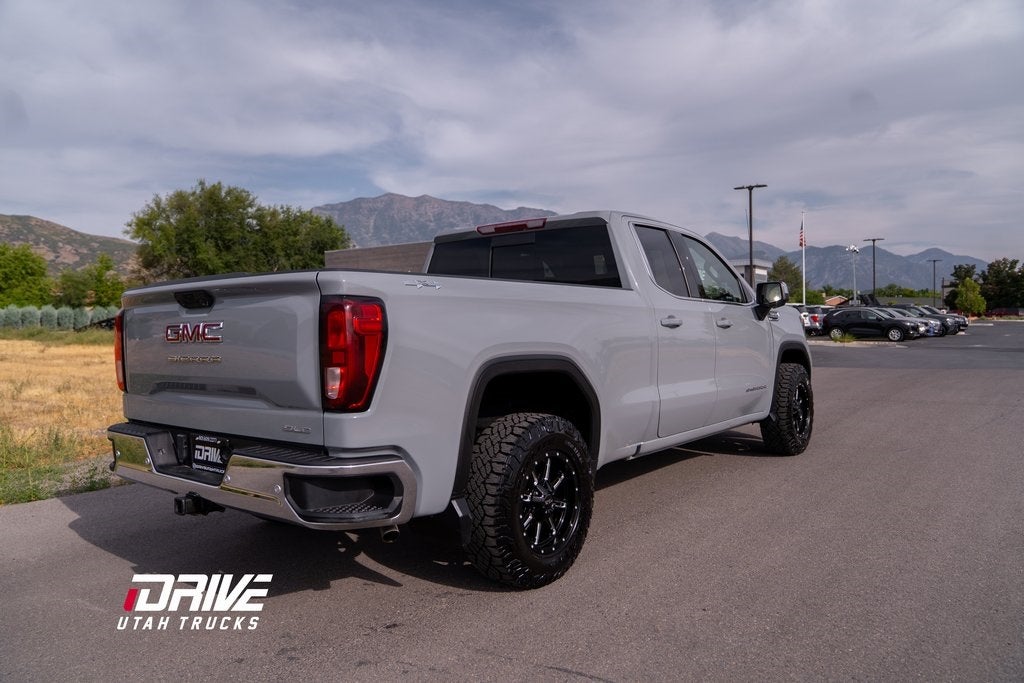 2024 GMC Sierra 1500 SLE