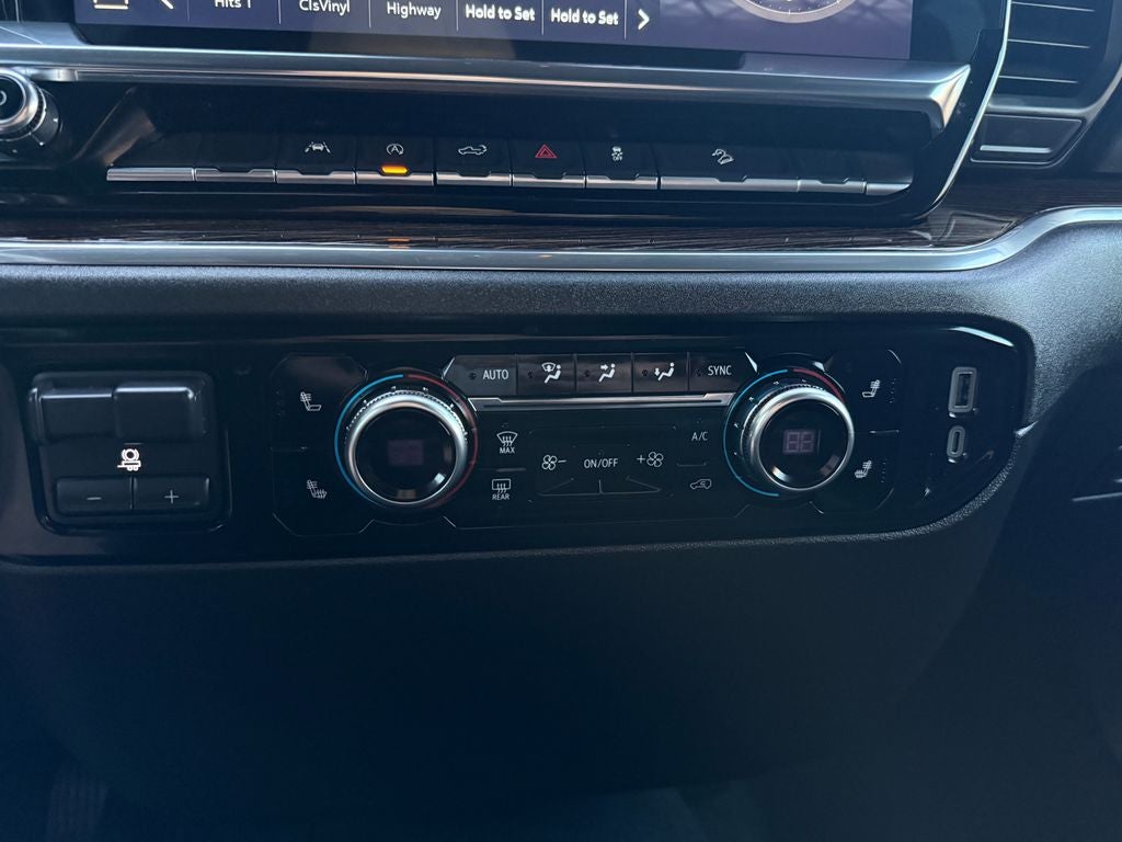 2024 GMC Sierra 1500 SLE